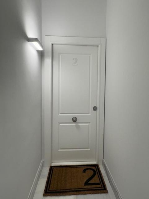 Casa De Huespedes Almirante Madrid Daire Dış mekan fotoğraf