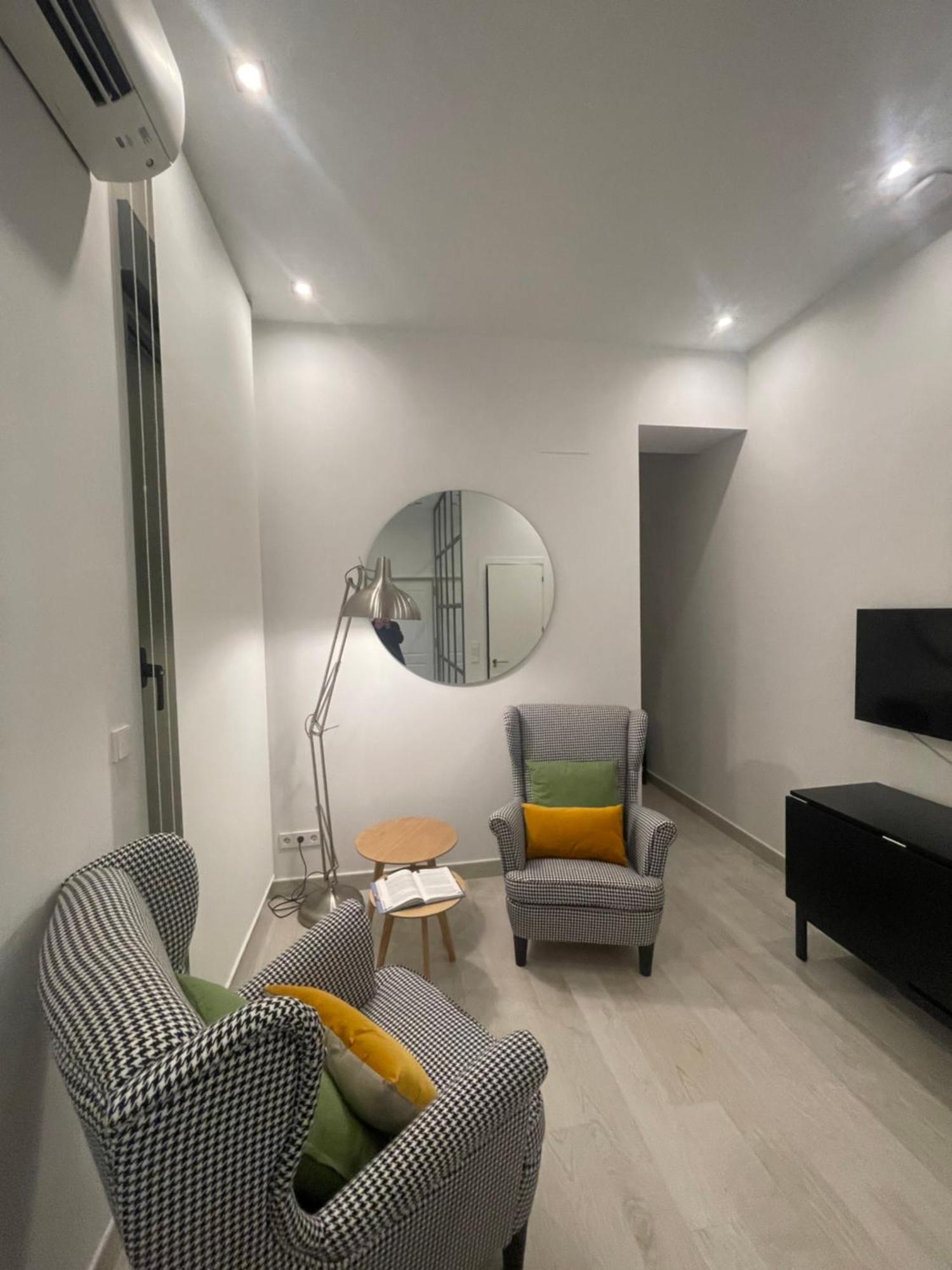 Casa De Huespedes Almirante Madrid Daire Dış mekan fotoğraf